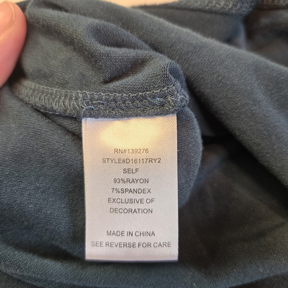 Daniel‎ Rainn Emerald Green Top With Crochet Chest Detail - Picture 5 of 7